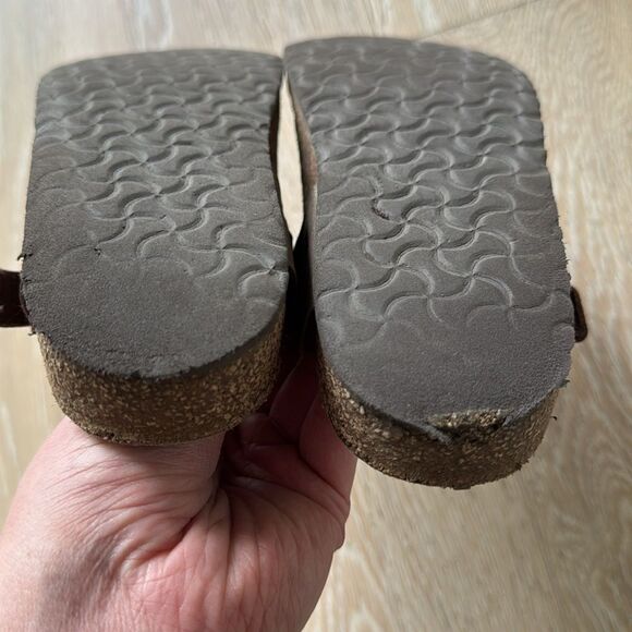 Birkenstock Gizeh Sandal Brown Sz33 - Picture 7 of 12